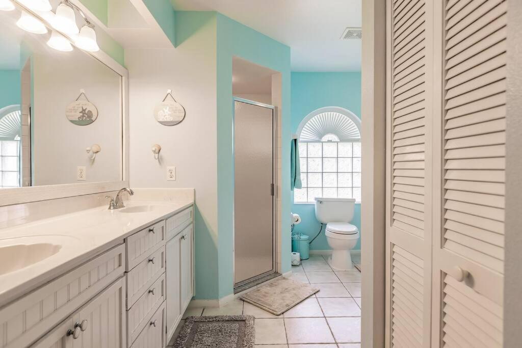 Sunny Oasis Getaway -heated Pool-mini Golf-near *